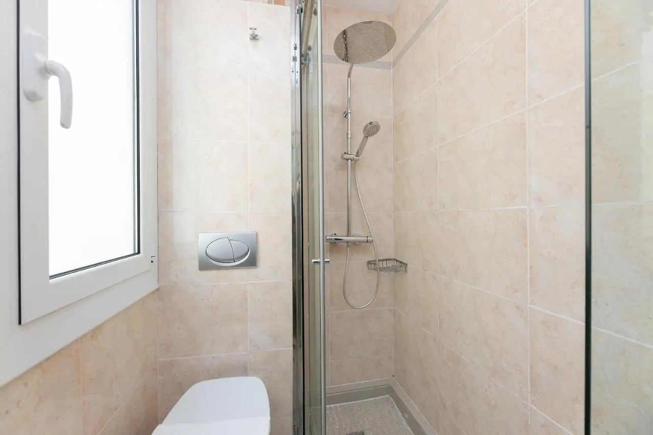 Aparteasy - Modernist Flat In Eixample Center Barselona 0*,