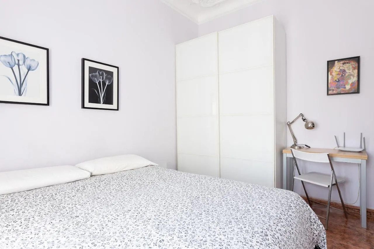 Daire Aparteasy - Modernist Flat In Eixample Center Barselona